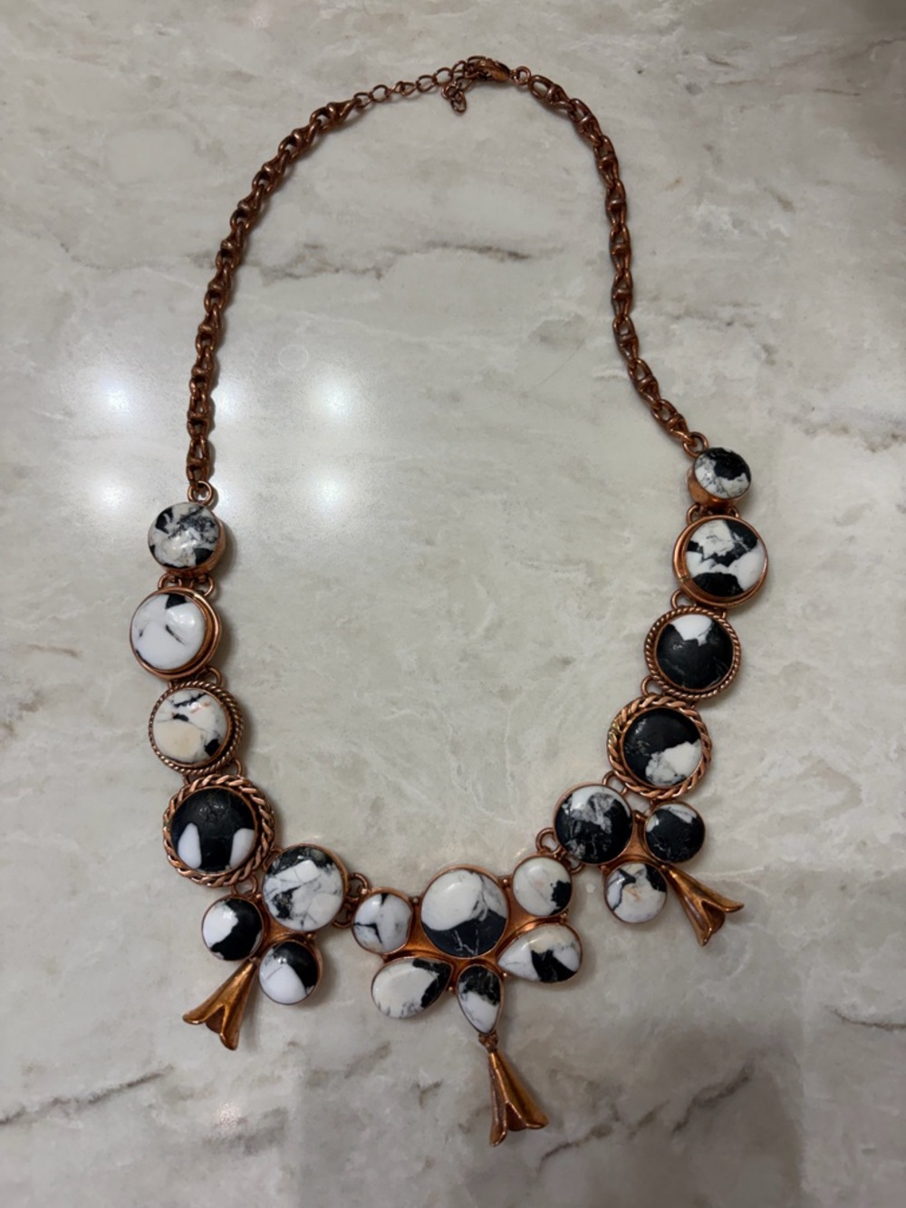 Statement White Buffalo stone Bib Necklace - Unbranded